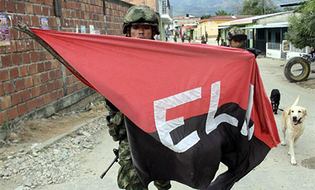 Gobierno de Colombia aplaza conversaciones con ELN